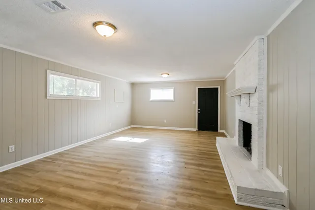 $1,680 | 6760 Camelot Road, Horn Lake, MS 38637