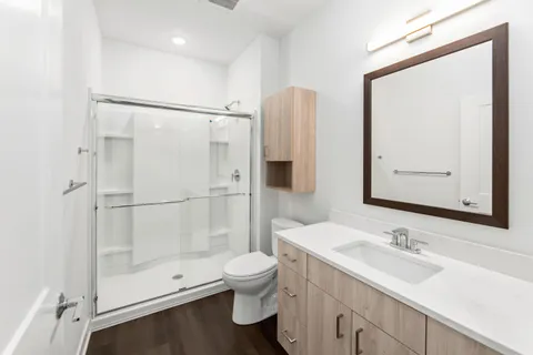 $2,675 | 1818 West Mildenhall Drive, Unit 1902, Oak Creek, WI 53154