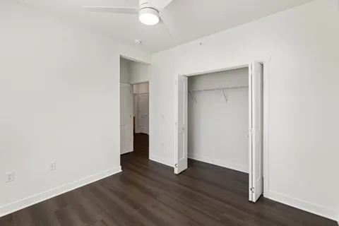 $2,675 | 1818 West Mildenhall Drive, Unit 1902, Oak Creek, WI 53154