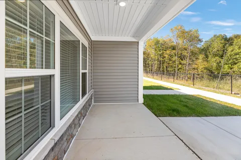 $2,675 | 1818 West Mildenhall Drive, Unit 1902, Oak Creek, WI 53154