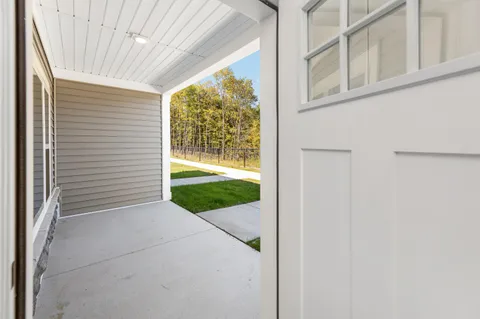 $2,675 | 1818 West Mildenhall Drive, Unit 1902, Oak Creek, WI 53154