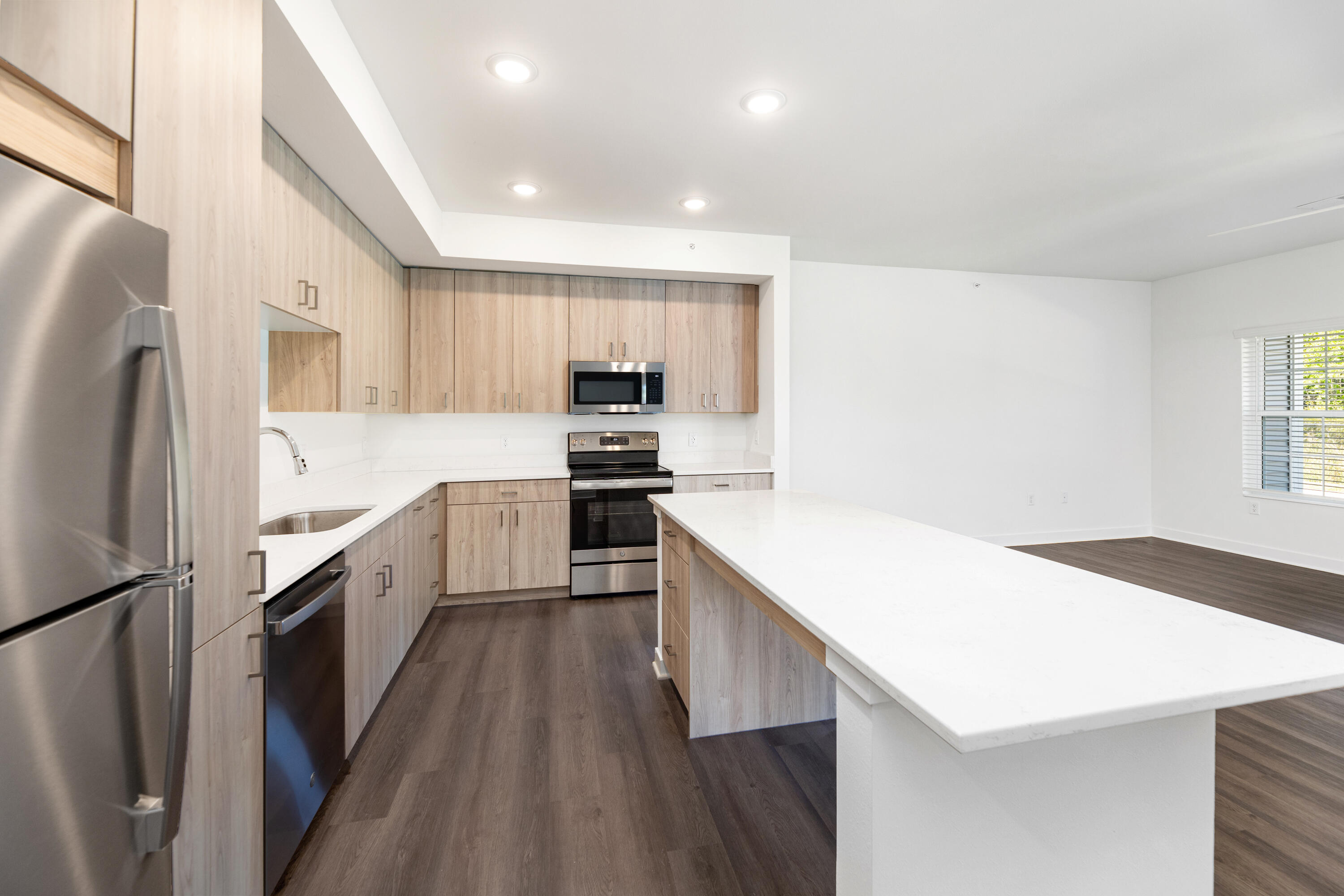 1818 West Mildenhall Drive, Unit 1902 Oak Creek, WI 53154 - Photo 7 of 36 Modern kitchen with stainless steel appliances