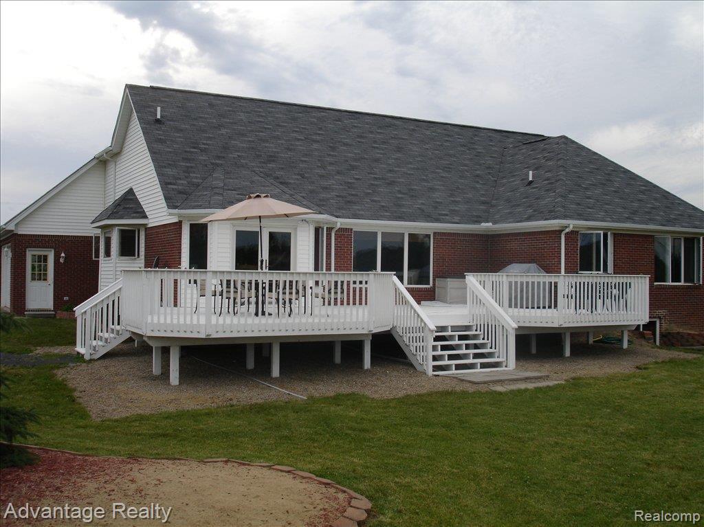 75366 True Road Armada, MI 48005 - Photo 8 of 24 Spacious Deck