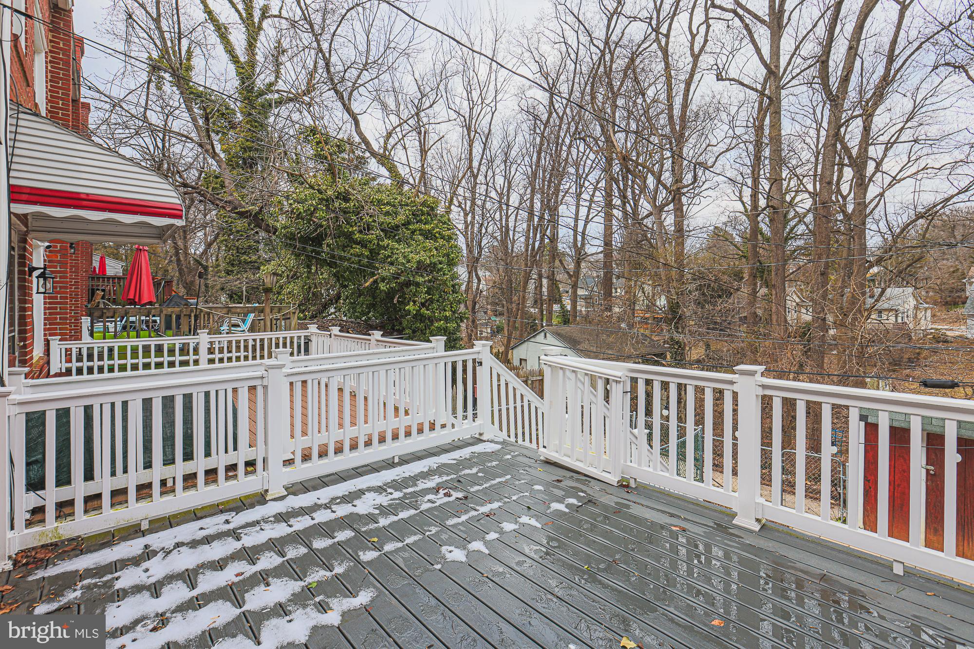 1322 Limit Avenue Baltimore, MD 21239 - Photo 30 of 31 a view of a bench on the roof deck