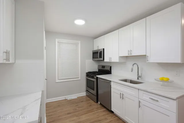 $2,950 | 811 Shore Concourse, Keyport, NJ 07735