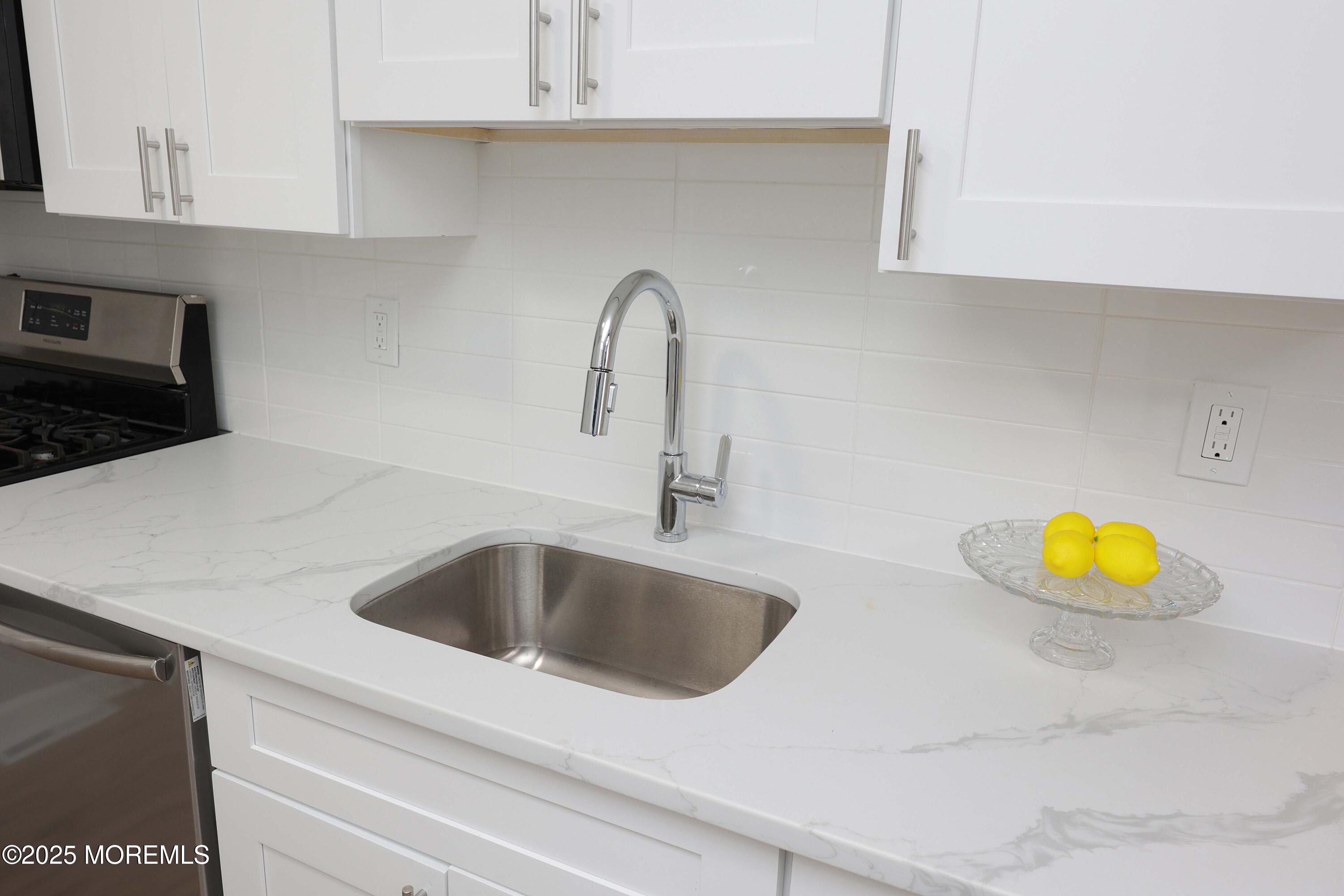 811 Shore Concourse Keyport, NJ 07735 - Photo 13 of 35 758A2554