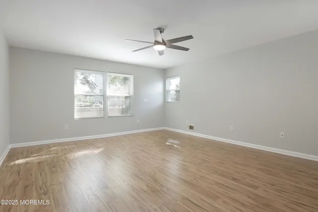 $2,950 | 811 Shore Concourse, Keyport, NJ 07735