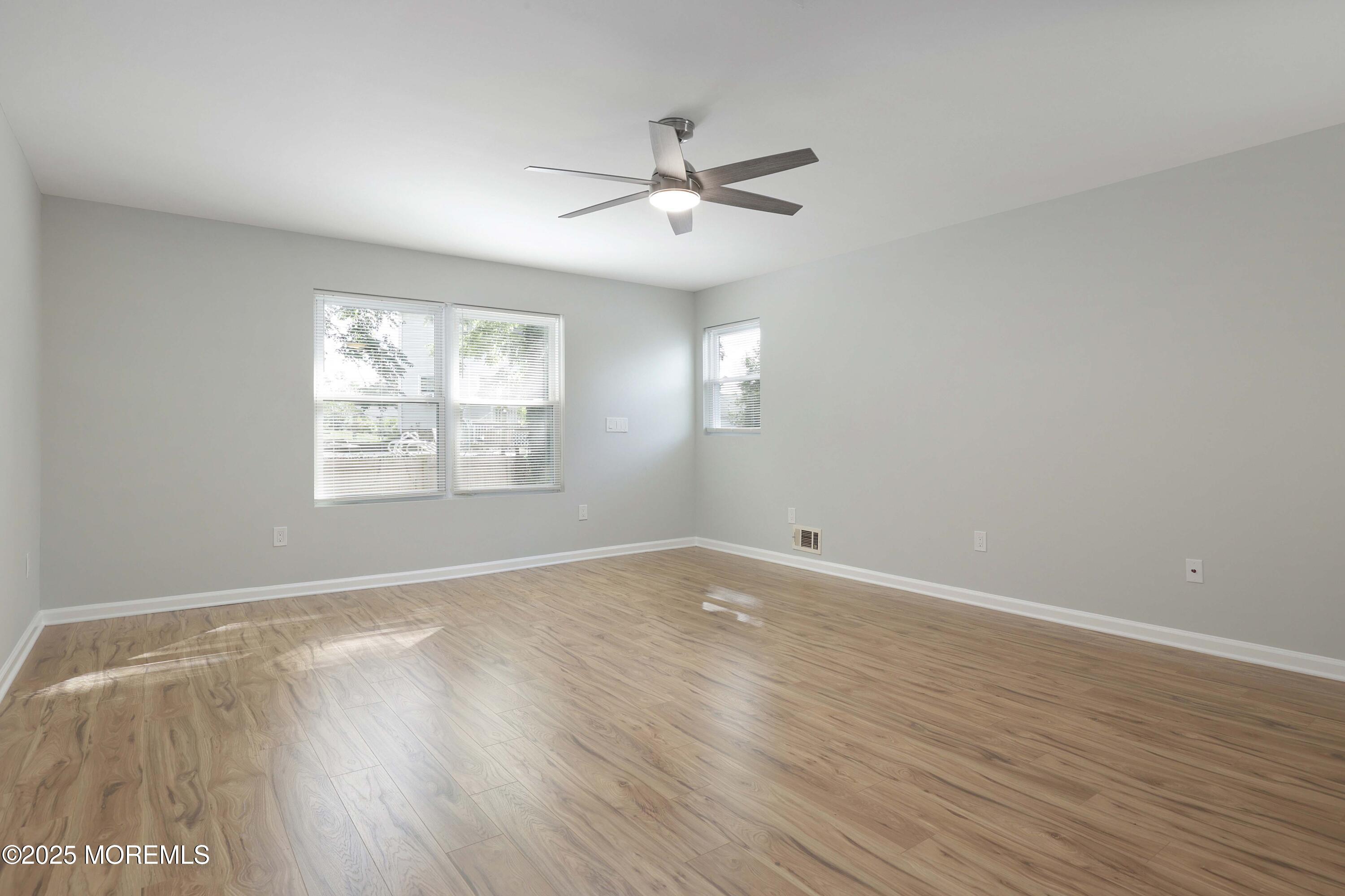 811 Shore Concourse Keyport, NJ 07735 - Photo 22 of 35 758A2593