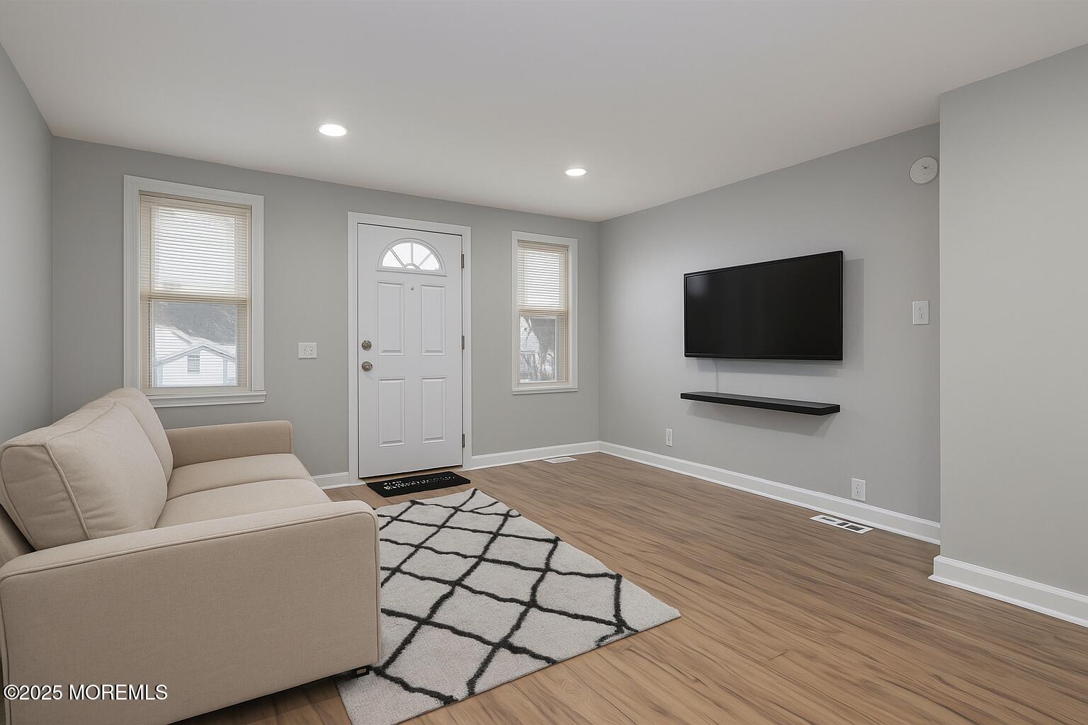 811 Shore Concourse Keyport, NJ 07735 - Photo 5 of 35 9B86044B-04B8-491F-B093-53DE073FB465