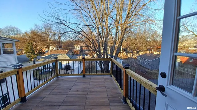 $239,900 | 822 6th Avenue South, Clinton, IA 52732