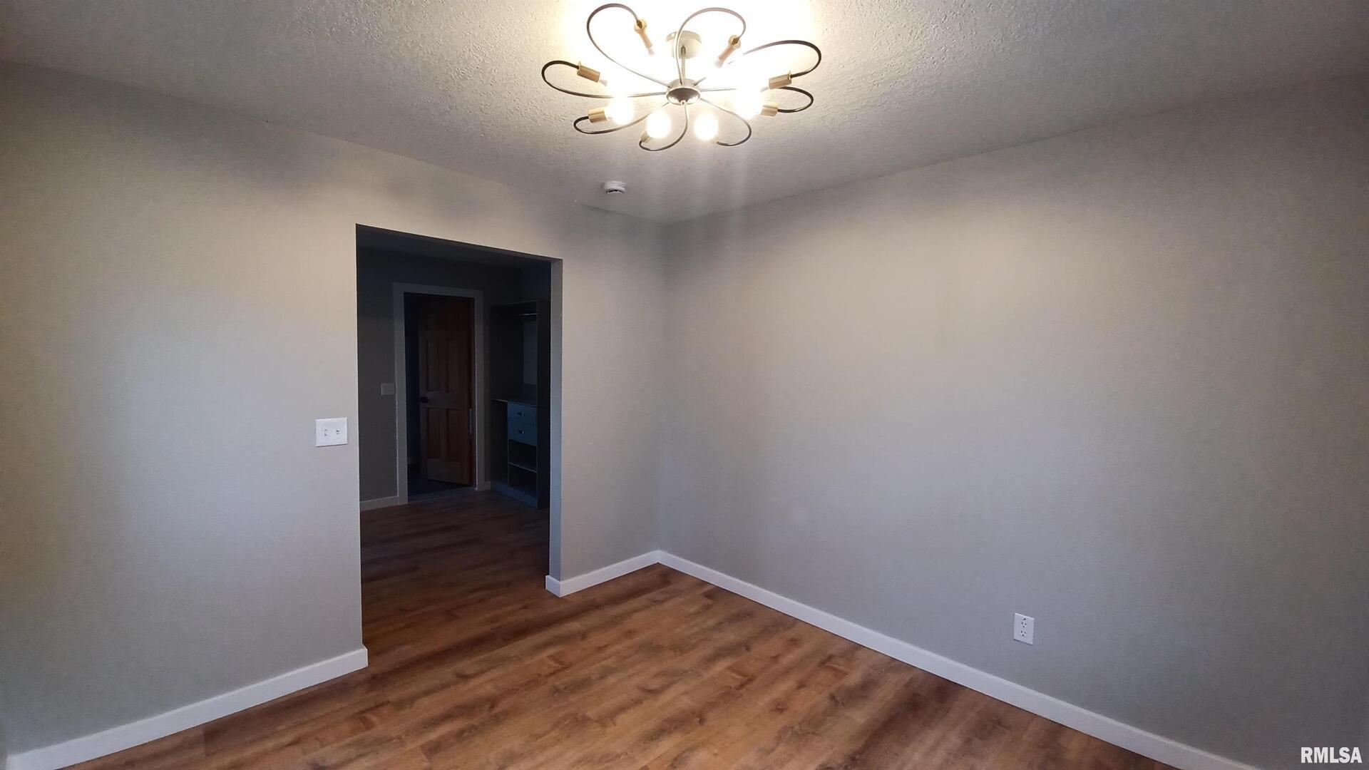 822 6th Avenue South Clinton, IA 52732 - Photo 20 of 28 a view of an empty room with a window