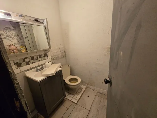 $60,000 | 206 Chicago Street, Lakefield, MN 56150