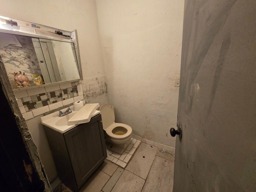 206 Chicago Street Lakefield, MN 56150 - Photo 8 of 10