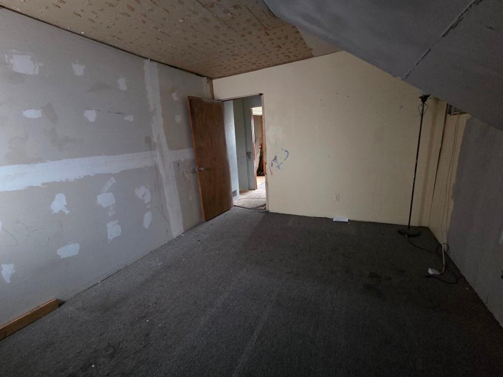 206 Chicago Street Lakefield, MN 56150 - Photo 9 of 10