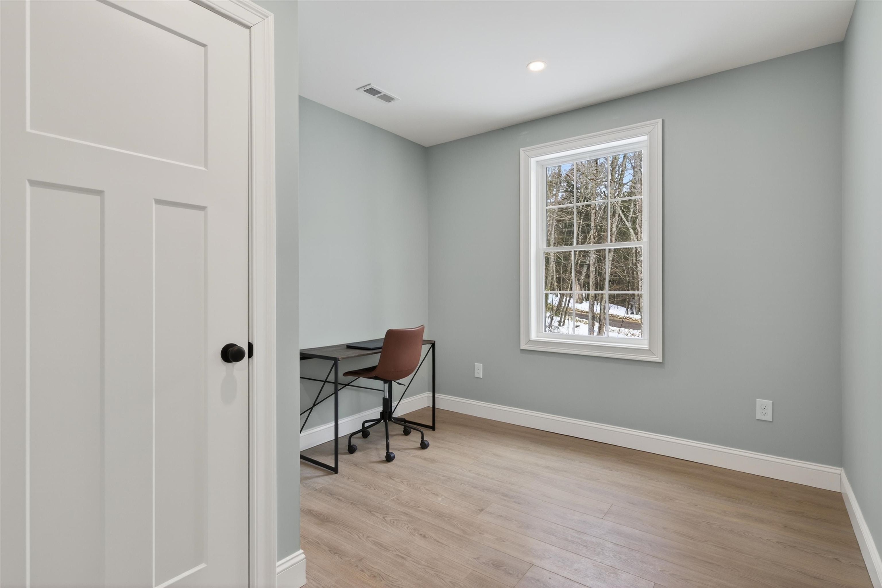 33 McCrillis Road Nottingham, NH 03290 - Photo 18 of 48