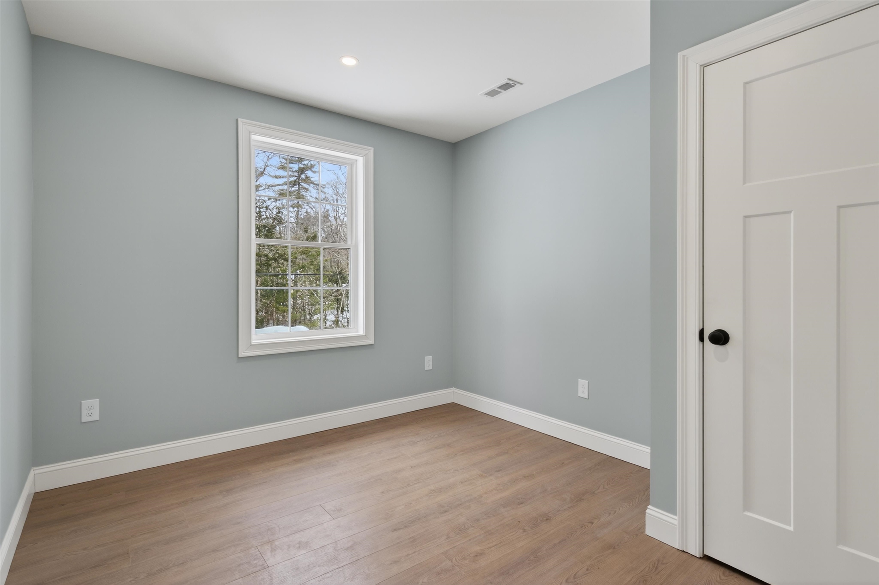 33 McCrillis Road Nottingham, NH 03290 - Photo 20 of 48