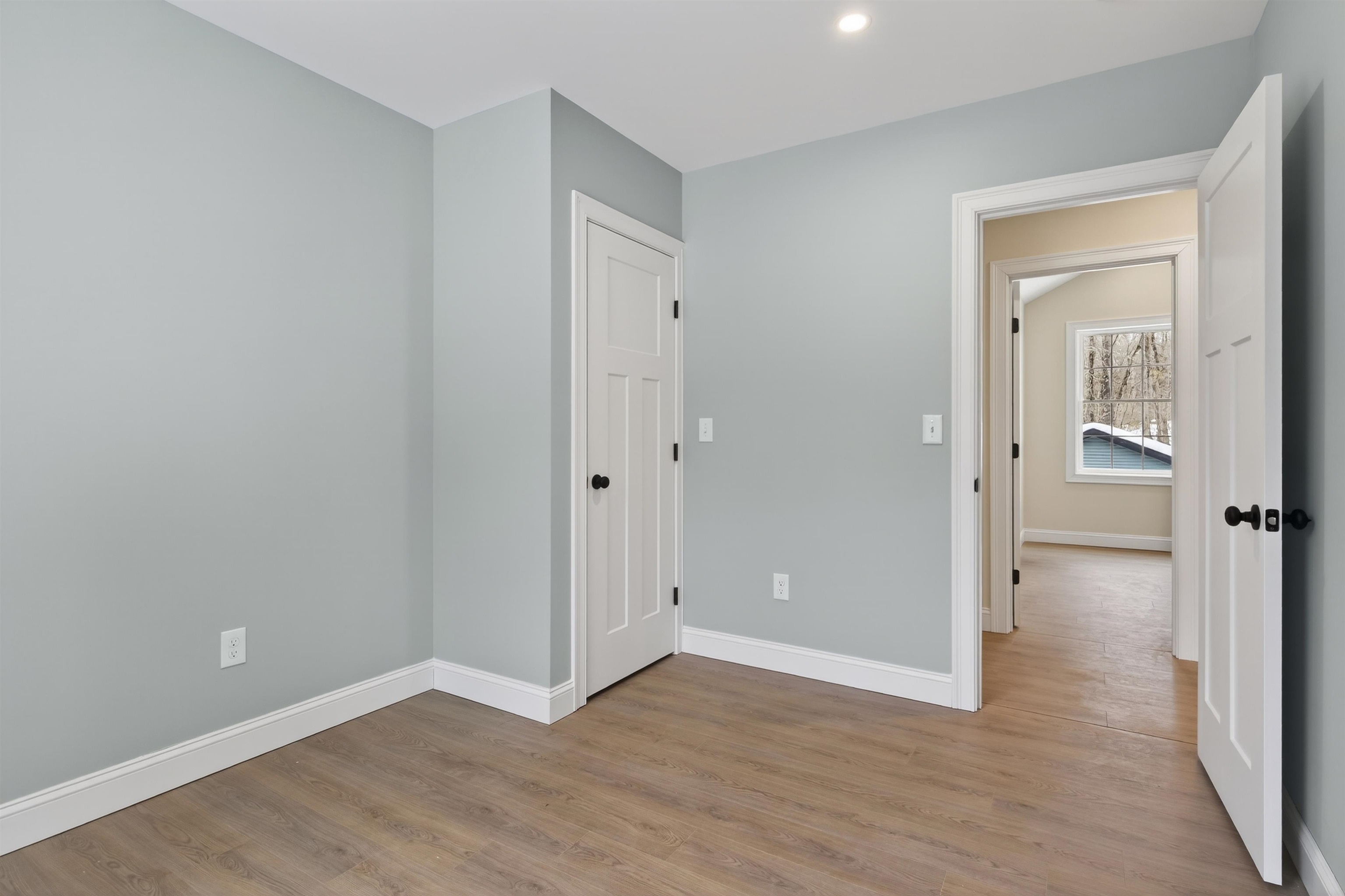 33 McCrillis Road Nottingham, NH 03290 - Photo 21 of 48