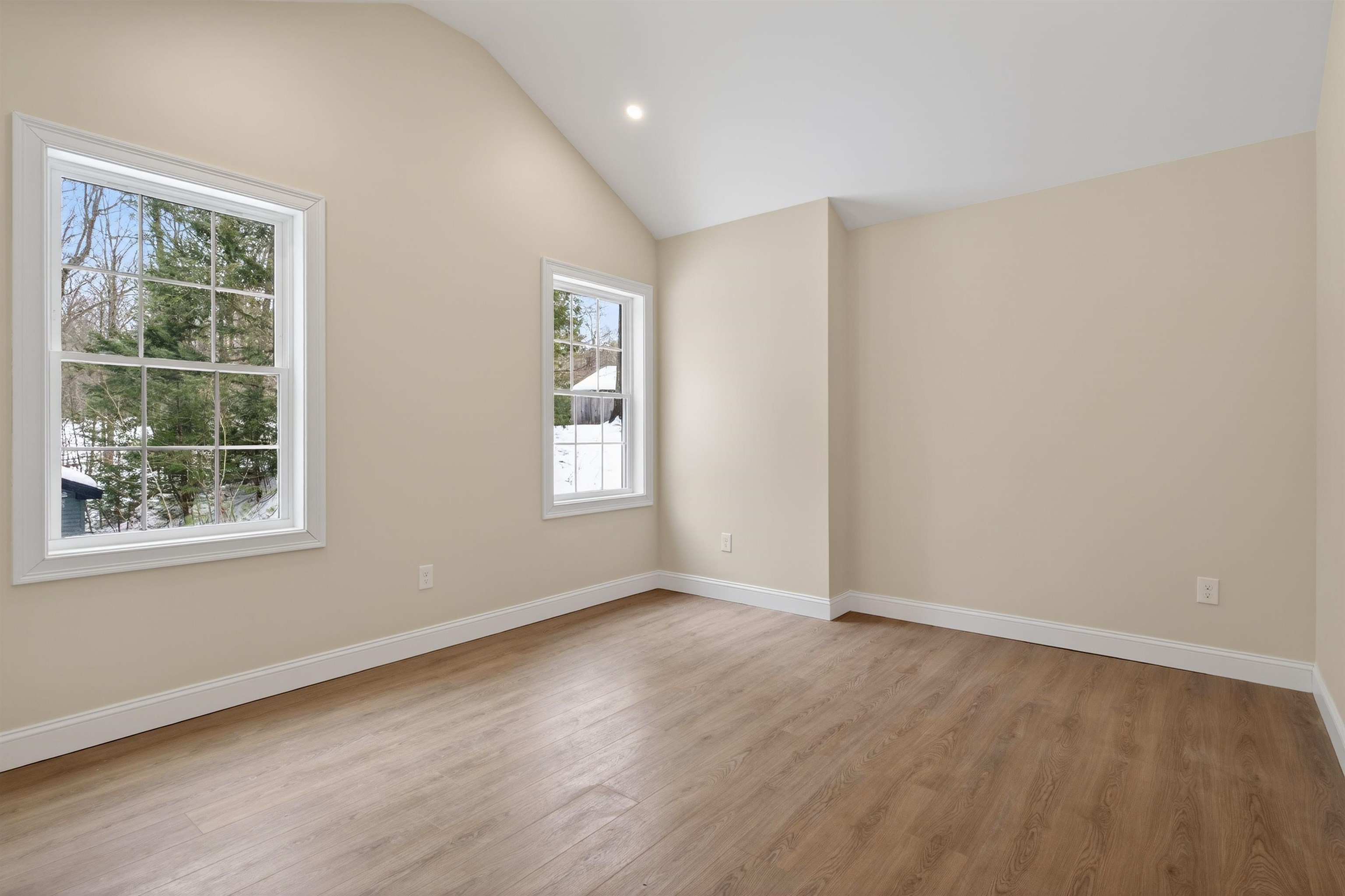 33 McCrillis Road Nottingham, NH 03290 - Photo 22 of 48