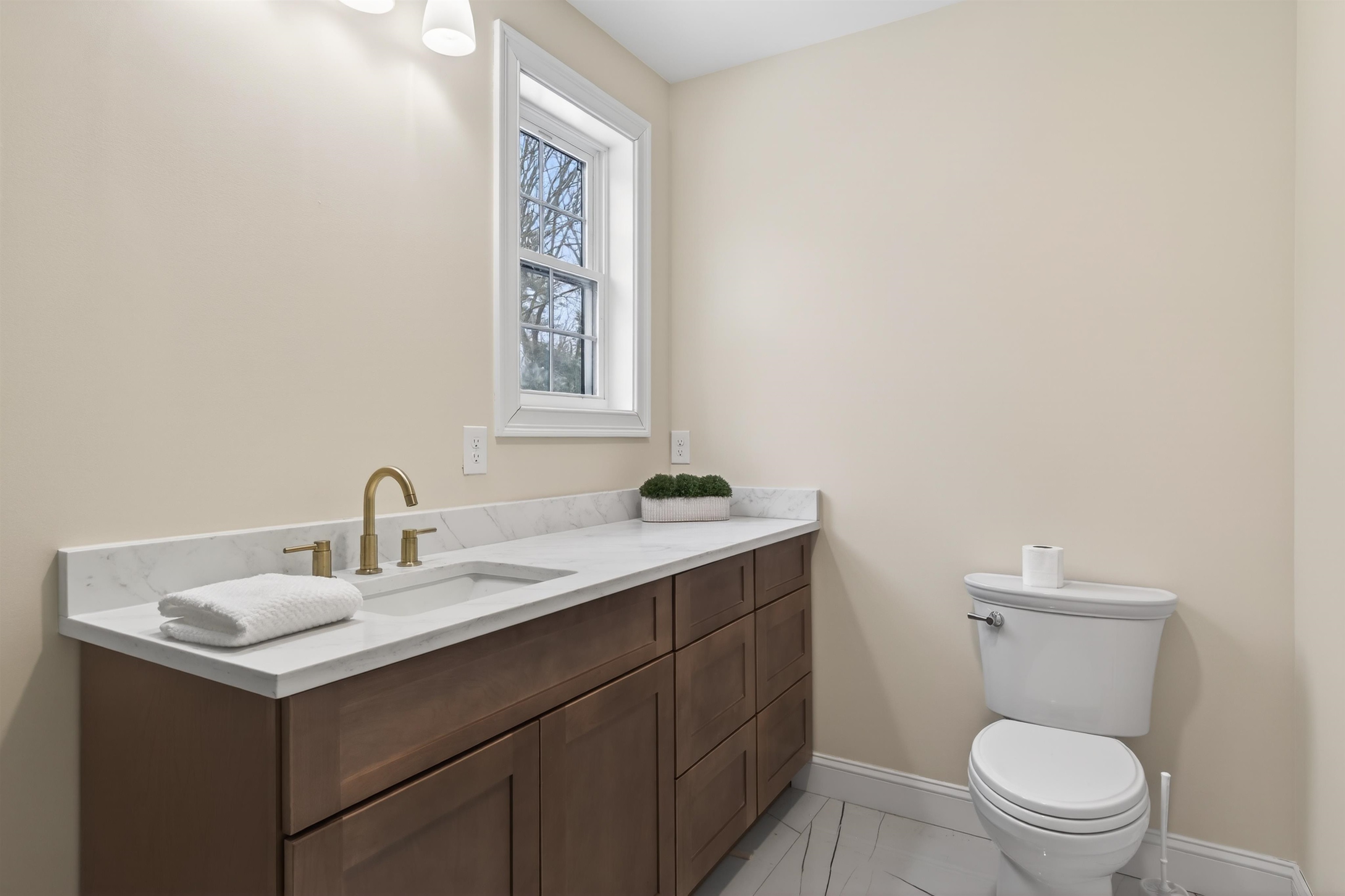 33 McCrillis Road Nottingham, NH 03290 - Photo 25 of 48