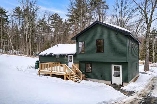 $650,000 | 33 McCrillis Road, Nottingham, NH 03290