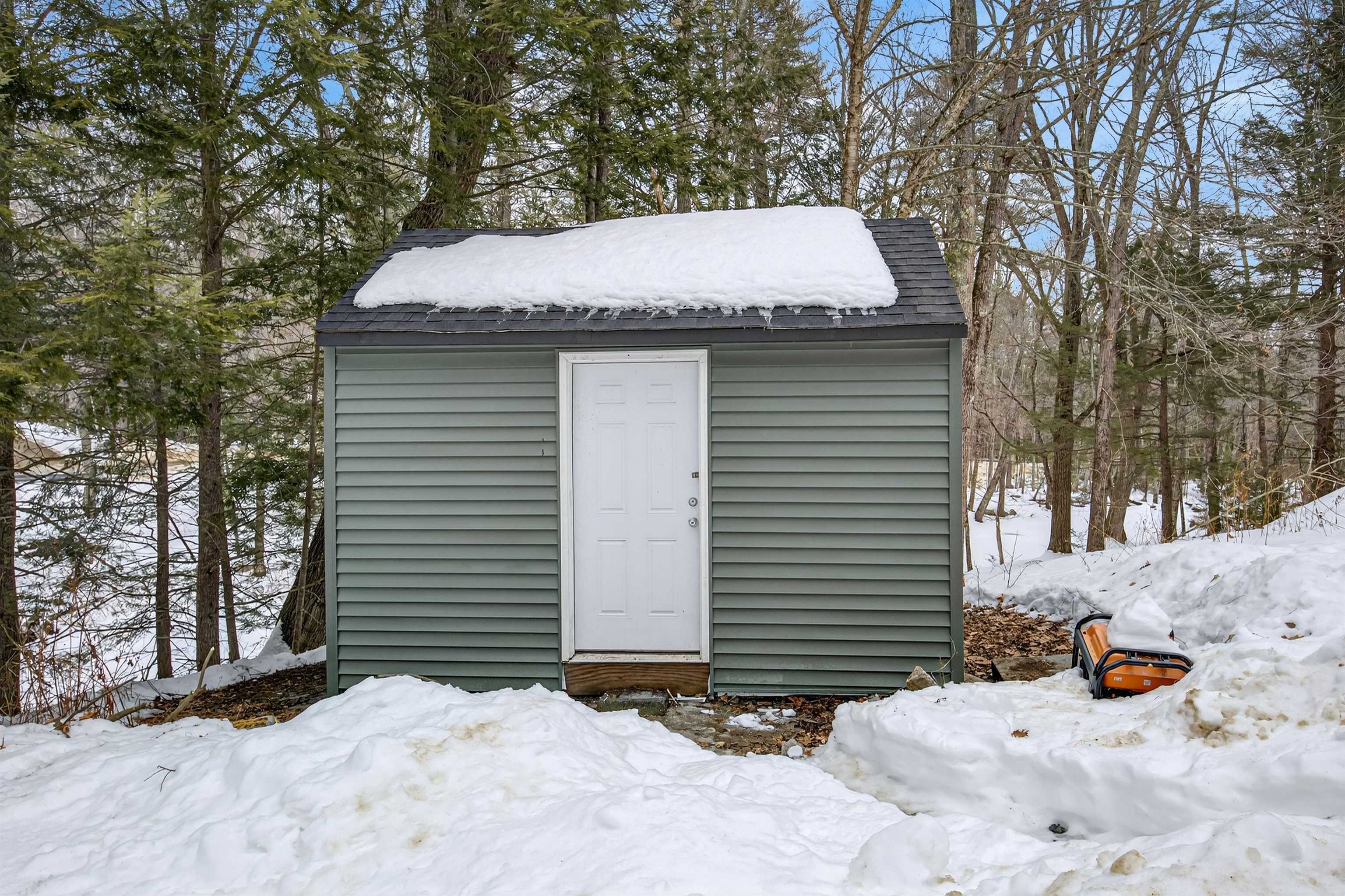 33 McCrillis Road Nottingham, NH 03290 - Photo 38 of 49 Gallery Image 38