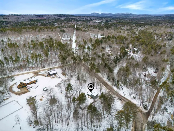 $650,000 | 33 McCrillis Road, Nottingham, NH 03290