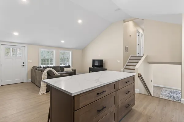 $700,000 | 33 McCrillis Road, Nottingham, NH 03290