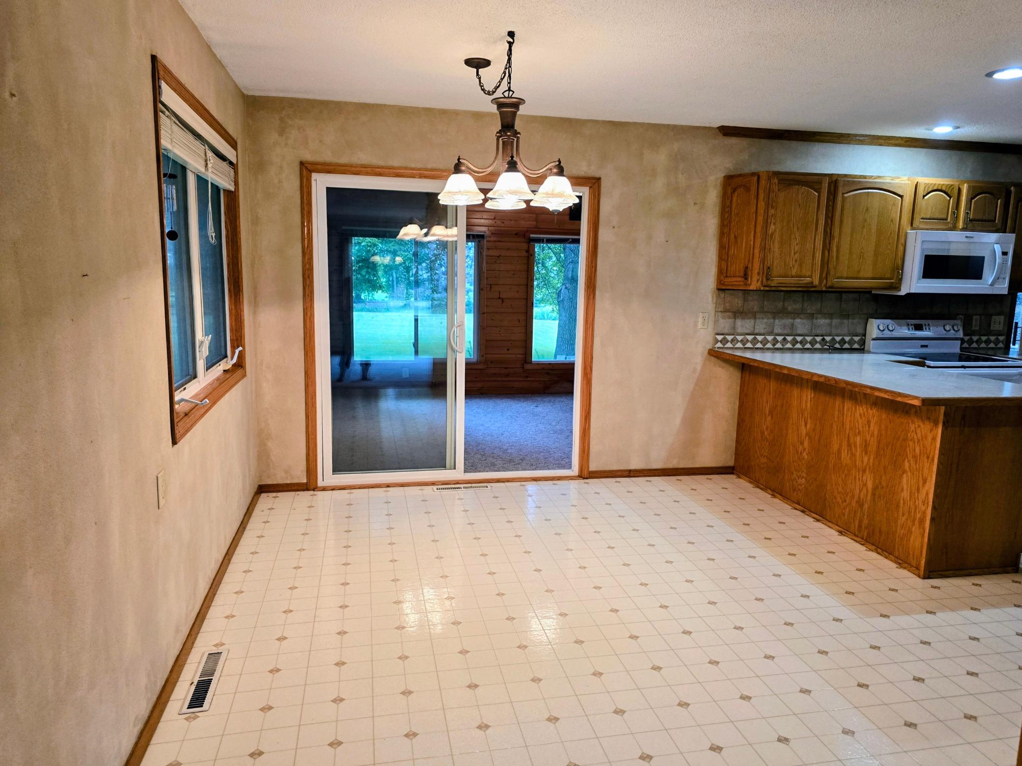 1120 8th Avenue Southwest Pipestone, MN 56164 - Photo 7 of 53