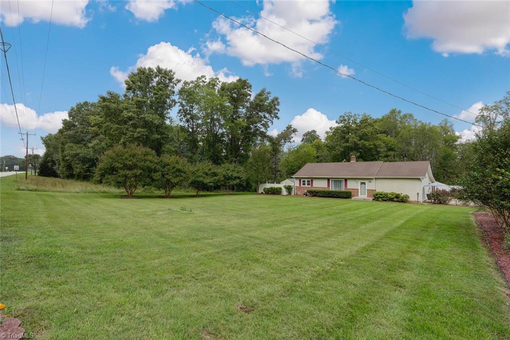 2391 Price Road Eden, NC 27288 - Photo 2 of 30 Gallery Image 2