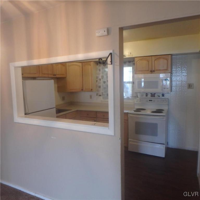 1523 Valley Road Bethlehem, PA 18018 - Photo 6 of 16 Gallery Image 6