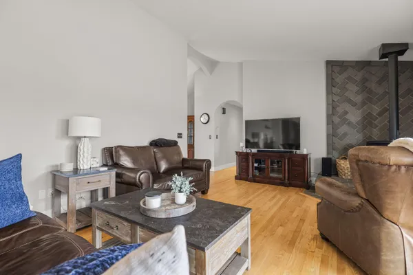 $955,000 | 21375 Little Meadow Lane, Redding, CA 96002