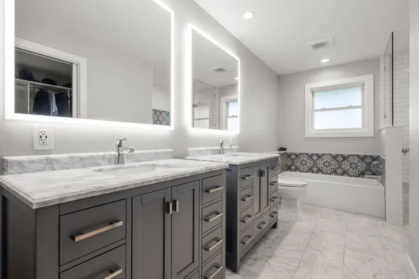 $955,000 | 21375 Little Meadow Lane, Redding, CA 96002