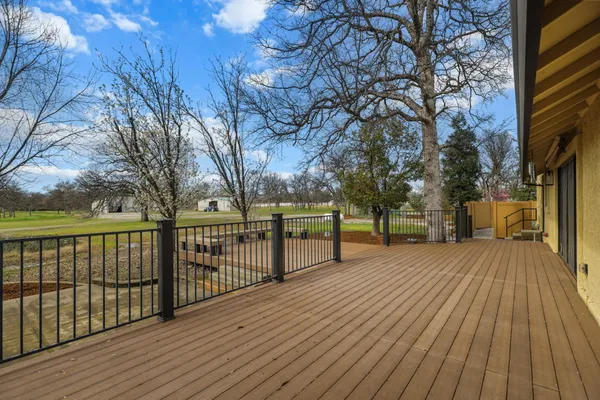 $955,000 | 21375 Little Meadow Lane, Redding, CA 96002