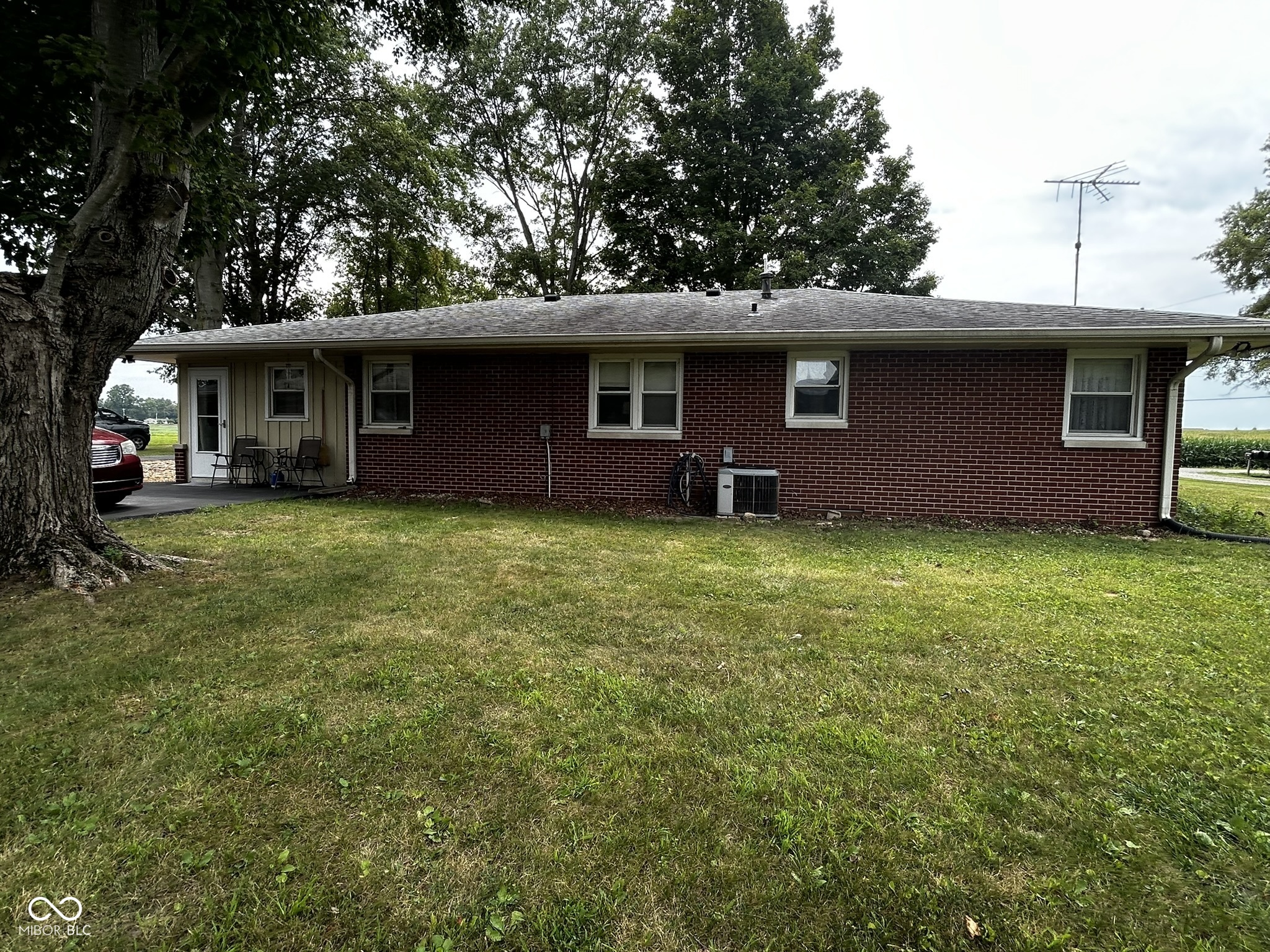 4105 North Talley Road Columbus, IN 47203 - Photo 5 of 48 Gallery Image 5