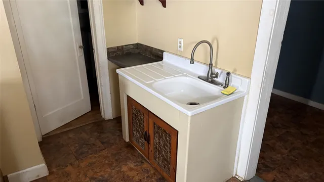 $99,000 | 89-91 Evans Street, Binghamton, NY 13903