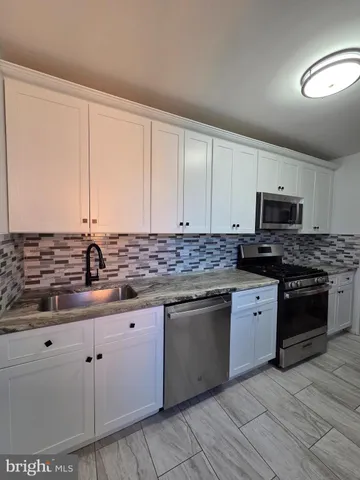 $1,400 | 1517 Hill Road, Reading, PA 19602