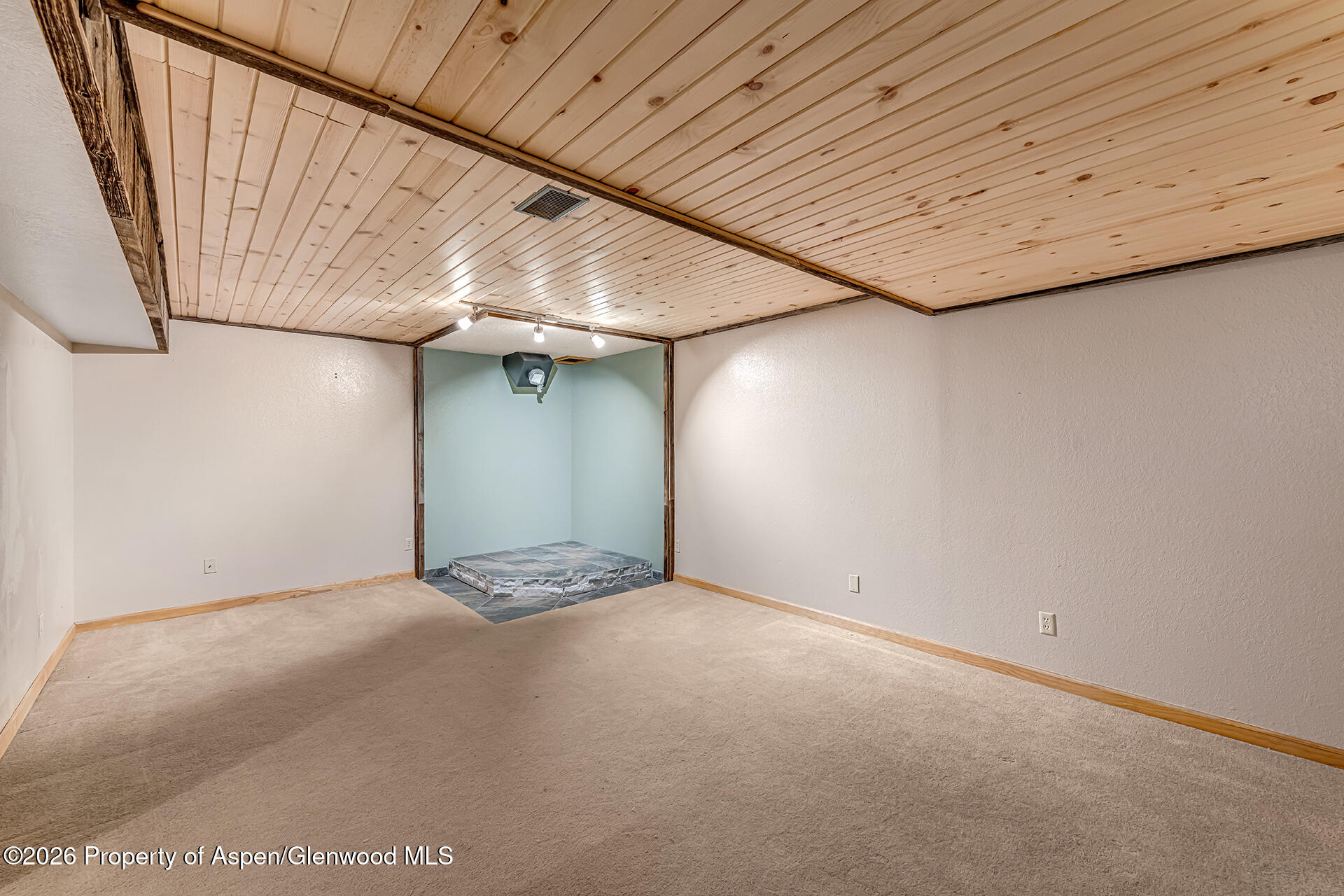 1410 Dogwood Drive Rifle, CO 81650 - Photo 30 of 40 Family Room