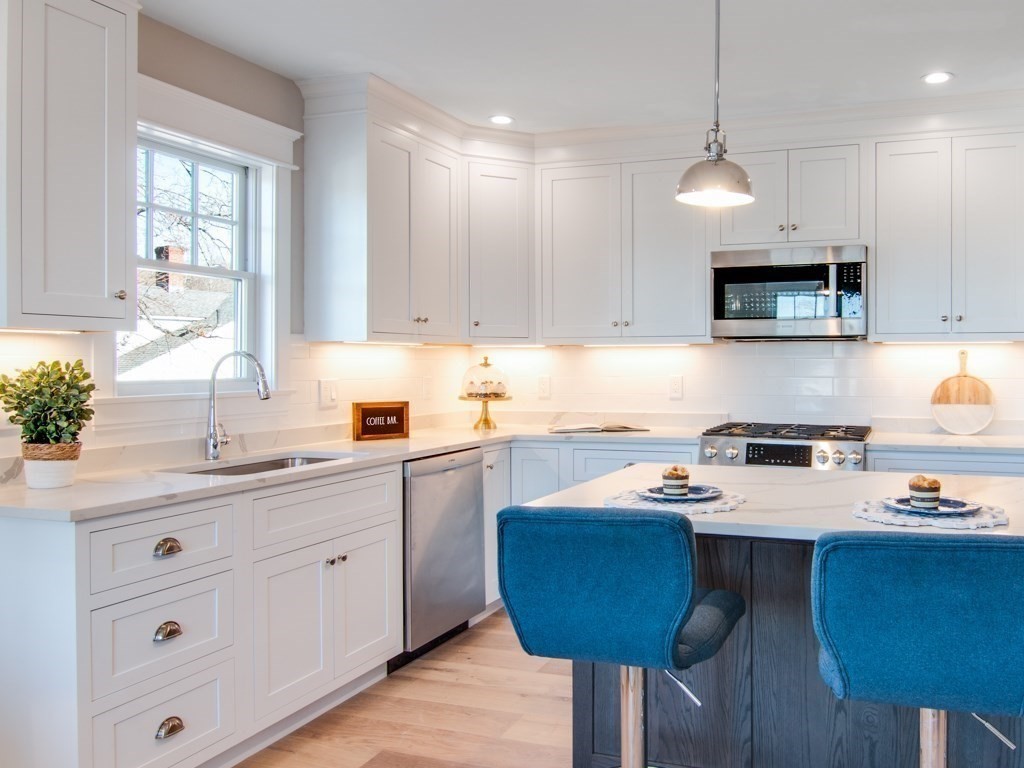 35 Fuller Street, Unit PH Gloucester, MA 01930 - Photo 11 of 40