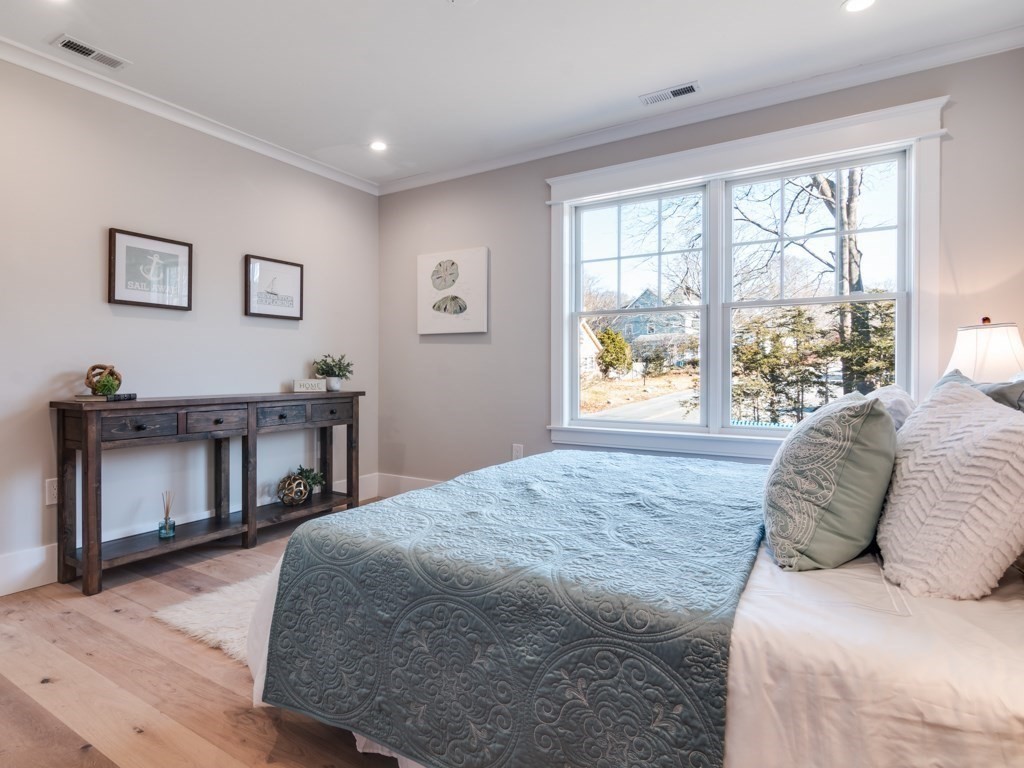 35 Fuller Street, Unit PH Gloucester, MA 01930 - Photo 18 of 40