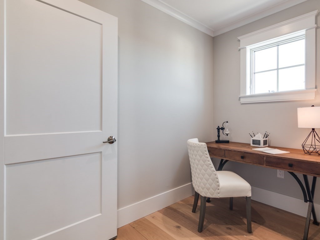 35 Fuller Street, Unit PH Gloucester, MA 01930 - Photo 7 of 40