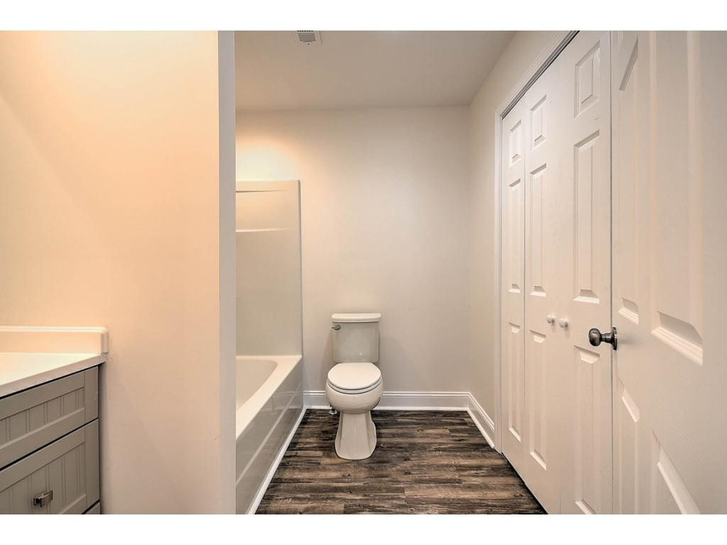 1410 West Vann Road Greeneville, TN 37743 - Photo 14 of 21 Full Bath