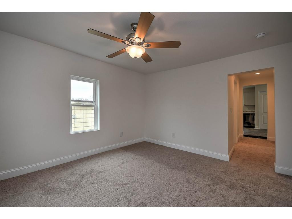 1410 West Vann Road Greeneville, TN 37743 - Photo 3 of 21 Photo 3