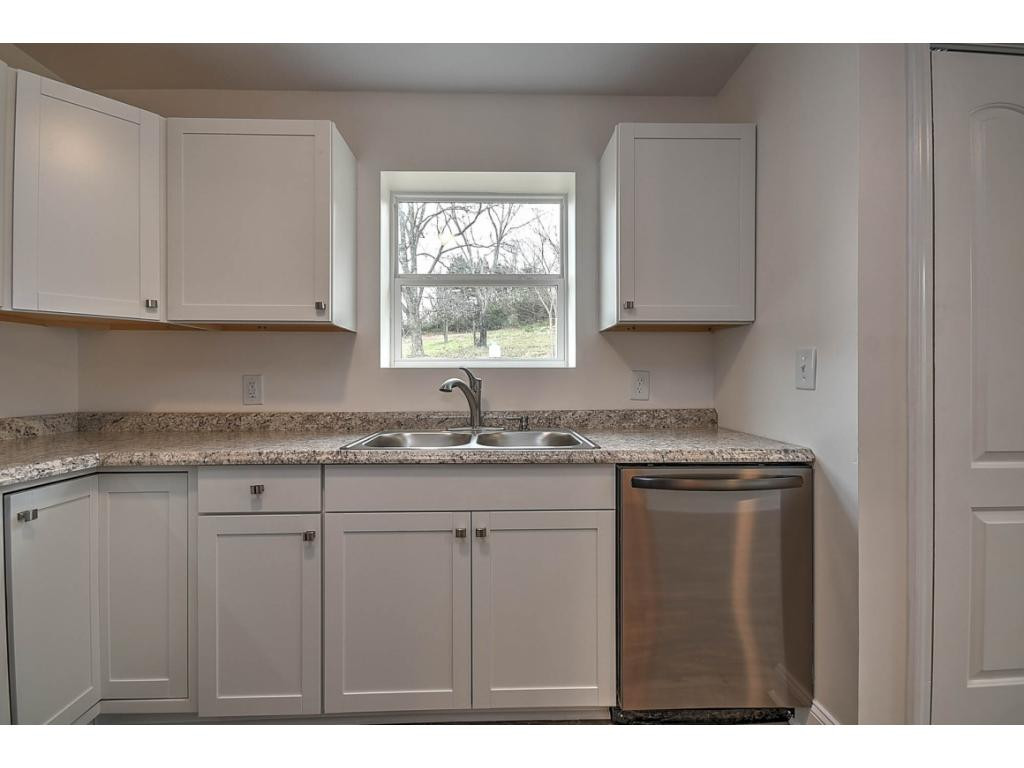 1410 West Vann Road Greeneville, TN 37743 - Photo 7 of 21 Photo 7