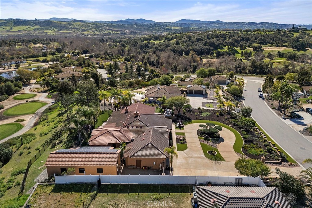 3670 Genista Place Fallbrook, CA 92028 - Photo 7 of 61