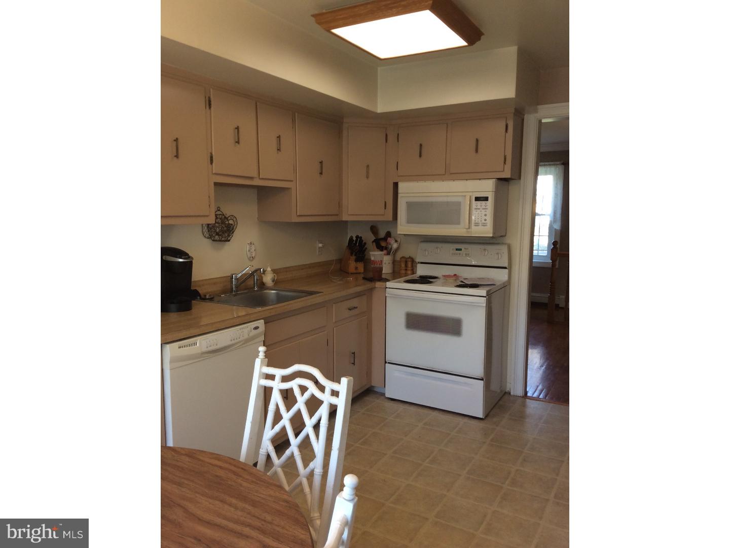 108 Rotterdam Road North Southampton, PA 18966 - Photo 9 of 25
