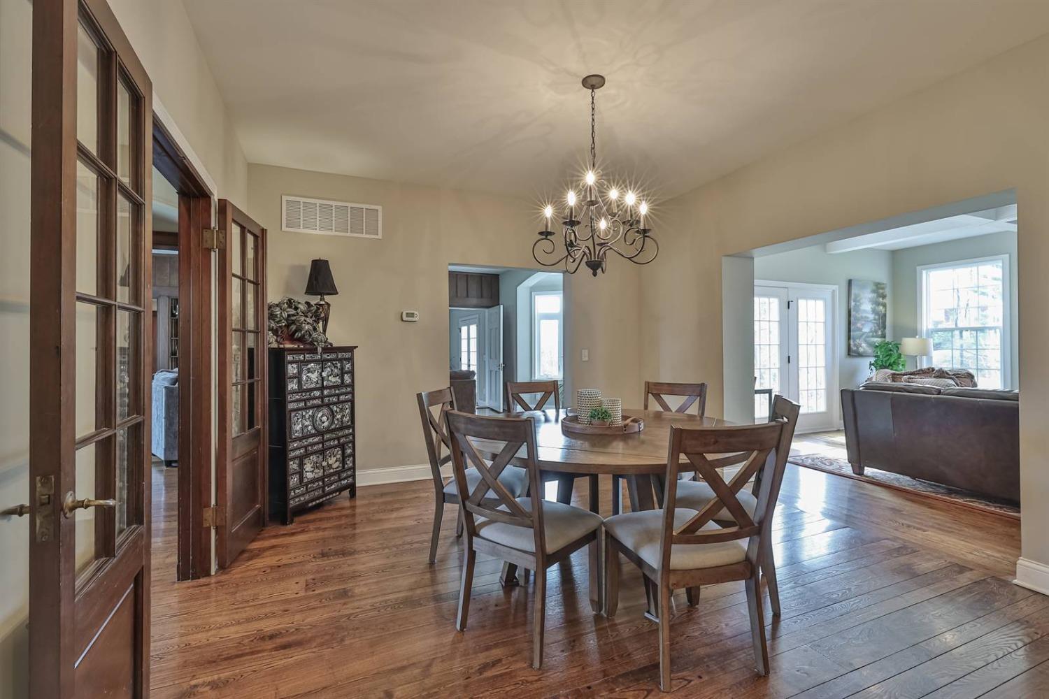 713 Reily Road Wyoming, OH 45215 - Photo 15 of 50