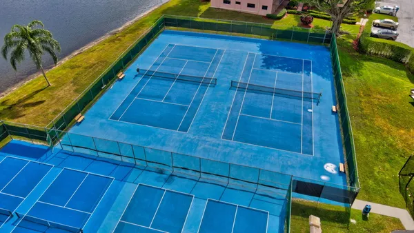 $125,000 | 15496 Lakes Of Delray Boulevard, Unit 206, Delray Beach, FL 33484