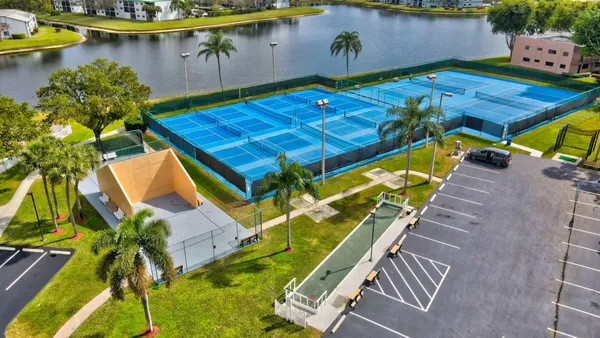 $125,000 | 15496 Lakes Of Delray Boulevard, Unit 206, Delray Beach, FL 33484