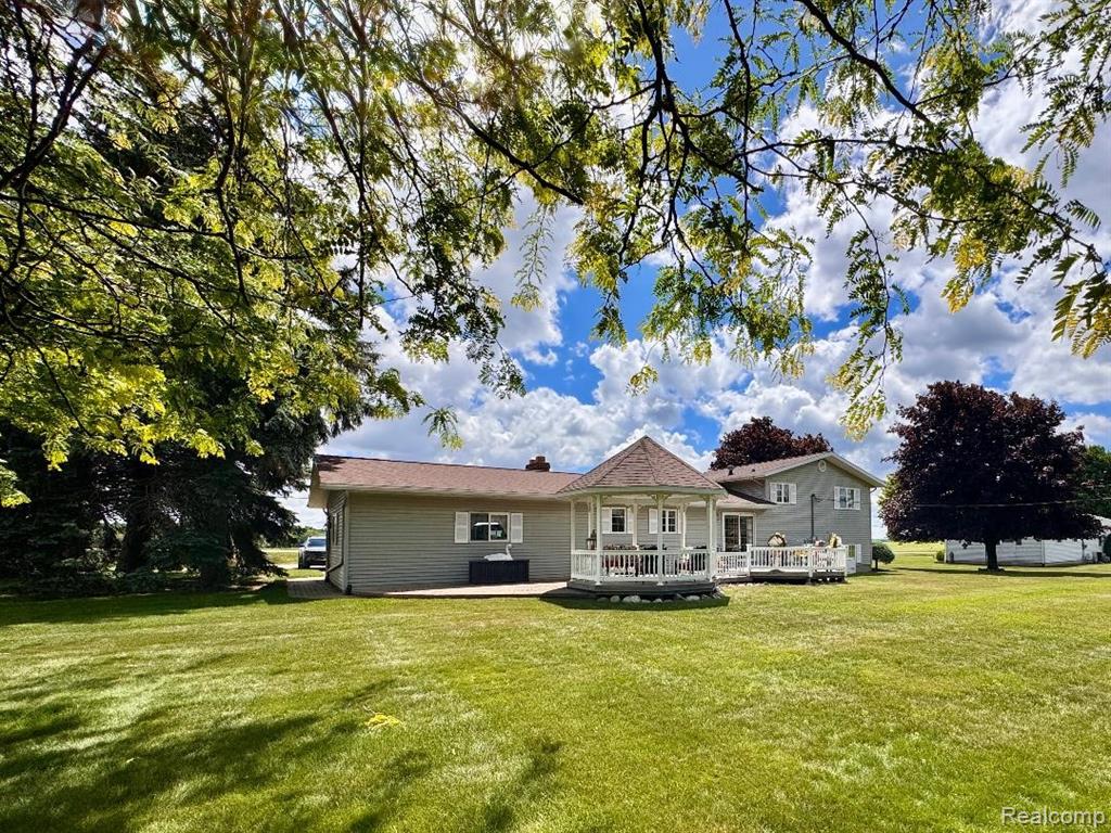 6686 Schott Road Mayville, MI 48744 - Photo 9 of 25