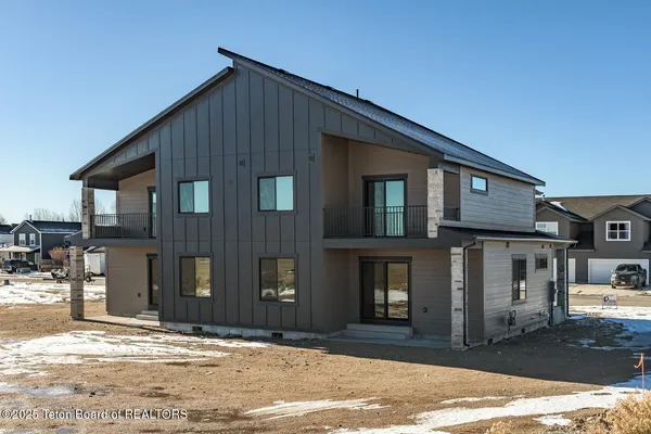 $468,900 | 405 Par Avenue, Pinedale, WY 82941